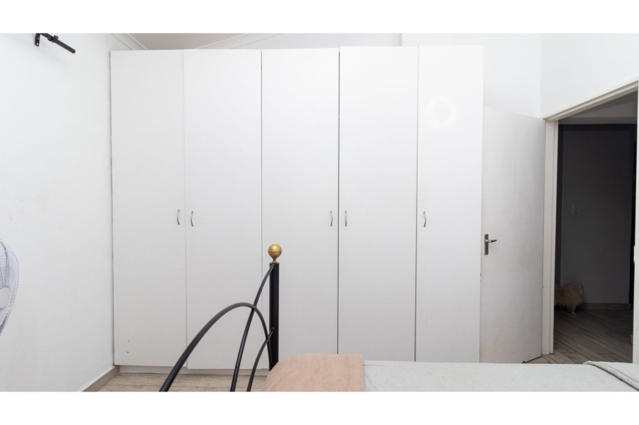 2 Bedroom Property for Sale in Bloubergrant Western Cape